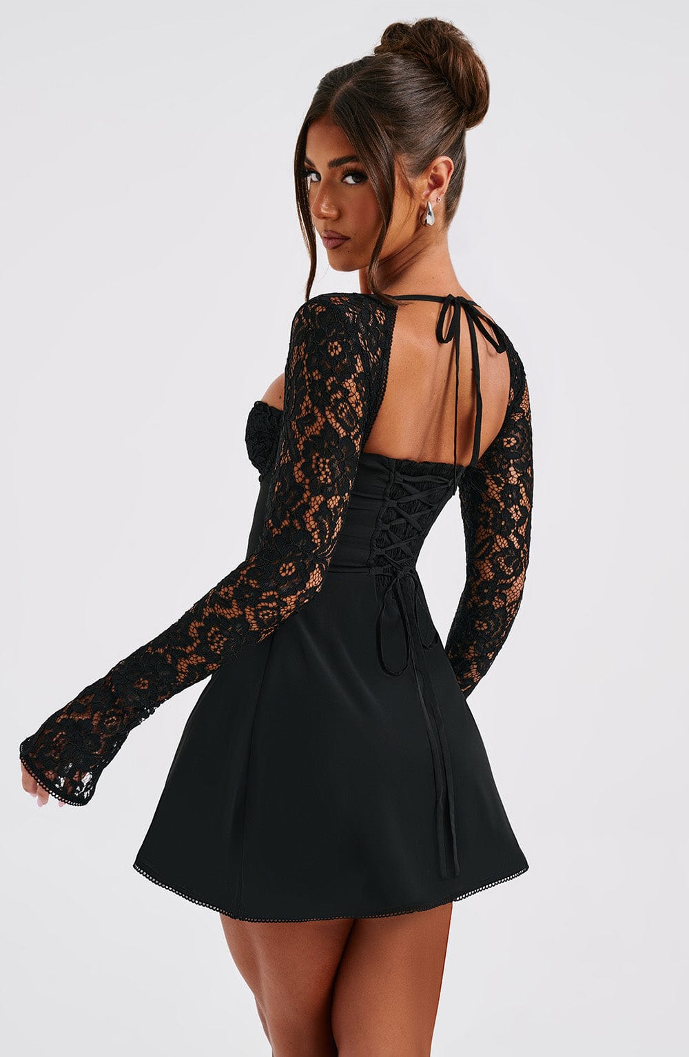 VELMIRA - Robe Courte en Dentelle