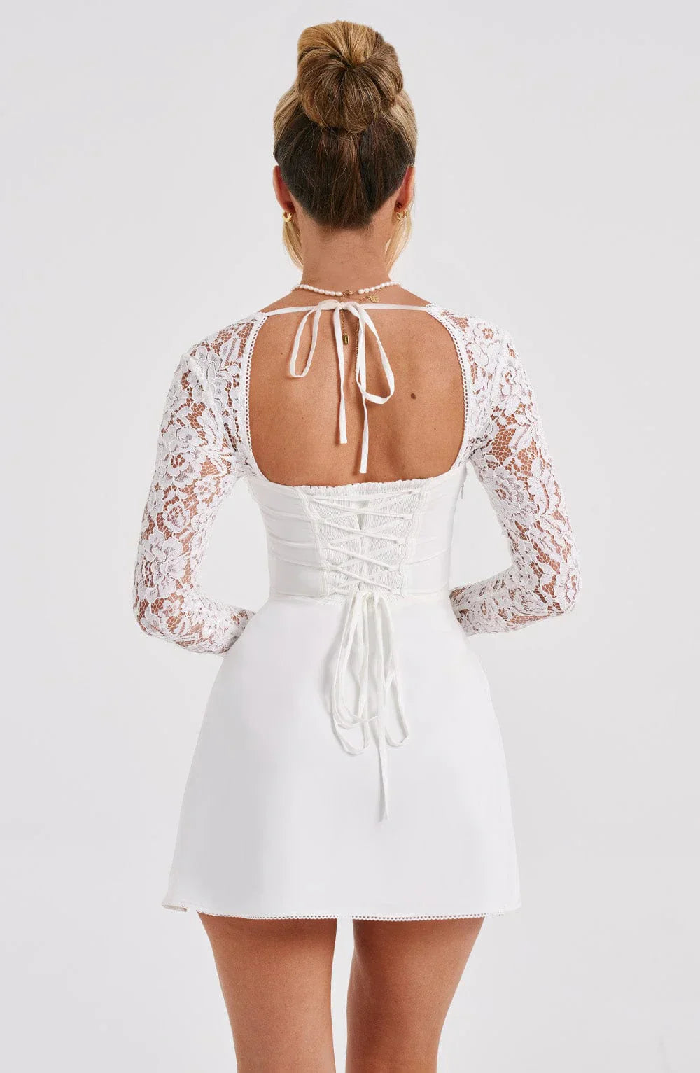 VELMIRA - Robe Courte en Dentelle