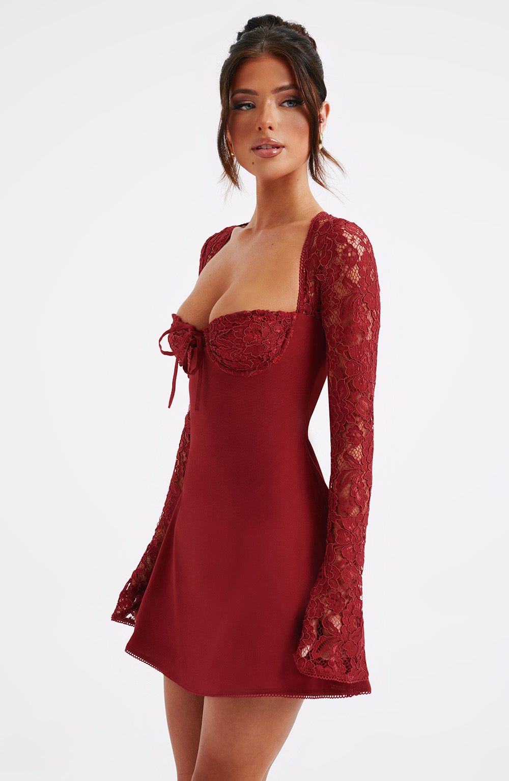 VELMIRA - Robe Courte en Dentelle